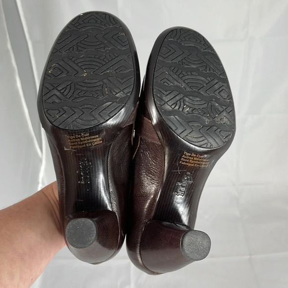 INDIGO By Clarks Round Toe Tied Pump Brown Leather and Suede Vintage Vibe Size 6 - Picture 10 of 11